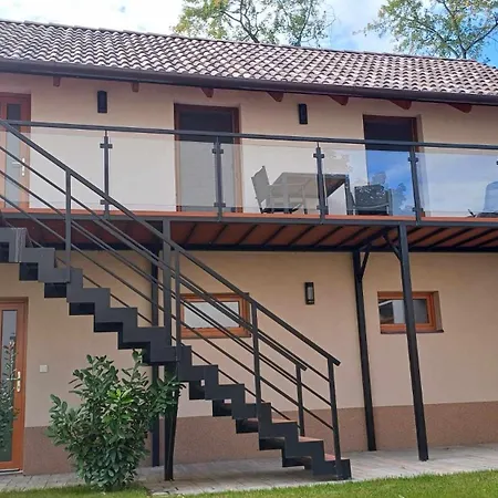 Apartment 4 Basa